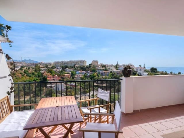 3 sovrum Lägenhet till salu i Miraflores, Málaga stad med pool garage - 425 000 € (Ref: 10004396)