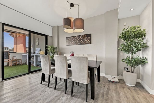 3 sypialnia Apartament na sprzedaż w Elviria, Marbella z basenem garażem - 499 000 € (Ref: 10004399)