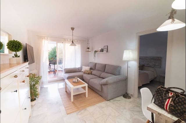 3 soveværelse Lejlighed til salg i Casares med swimmingpool - € 316.000 (Ref: 10004595)