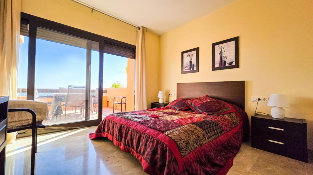 3 camera da letto Attico in vendita in La Duquesa / Puerto de la Duquesa con piscina - 495.000 € (Rif: 10004606)