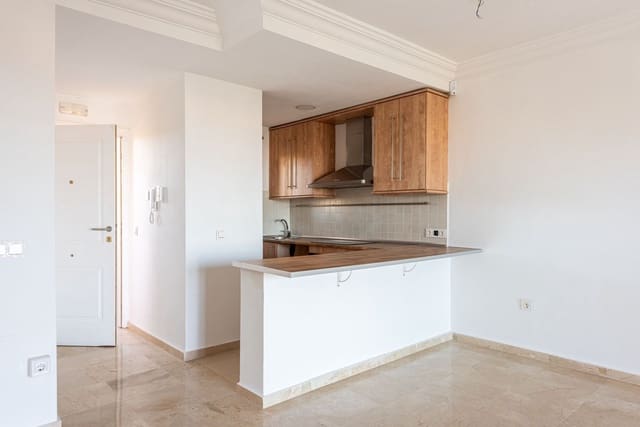 3 soveværelse Lejlighed til salg i Selwo, Estepona med swimmingpool - € 449.000 (Ref: 10005943)