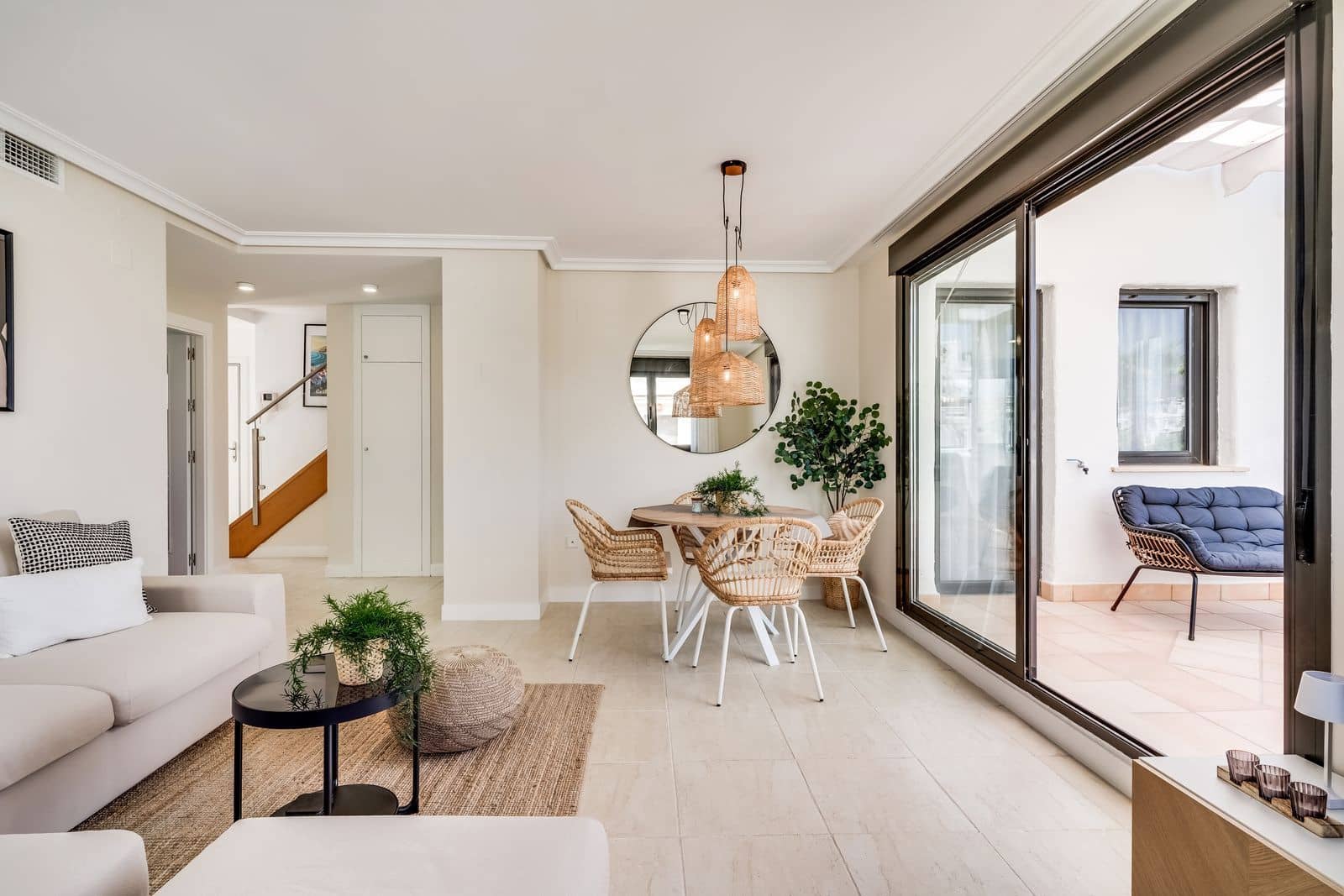 2 soverom Penthouse til salgs i New Golden Mile med svømmebasseng garasje - € 489 000 (Ref: 10005948)