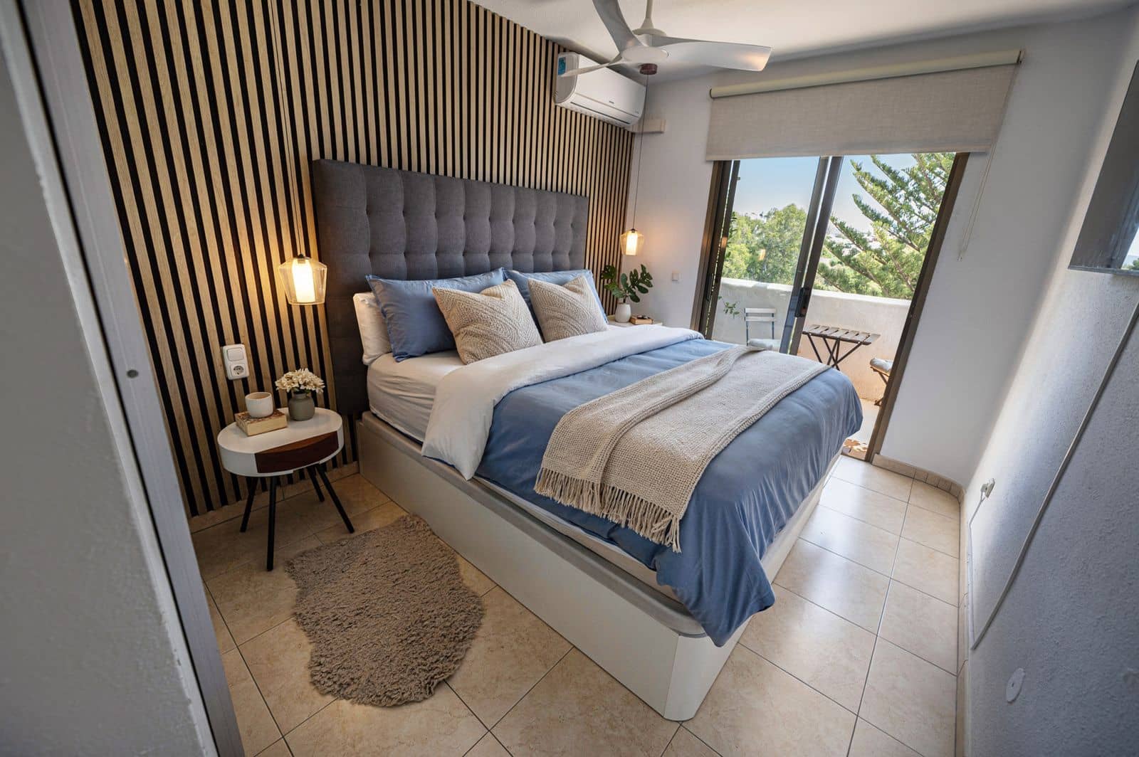 Apartamento de 2 habitaciones en Calahonda en venta con piscina - 399.500 € (Ref: 10005955)