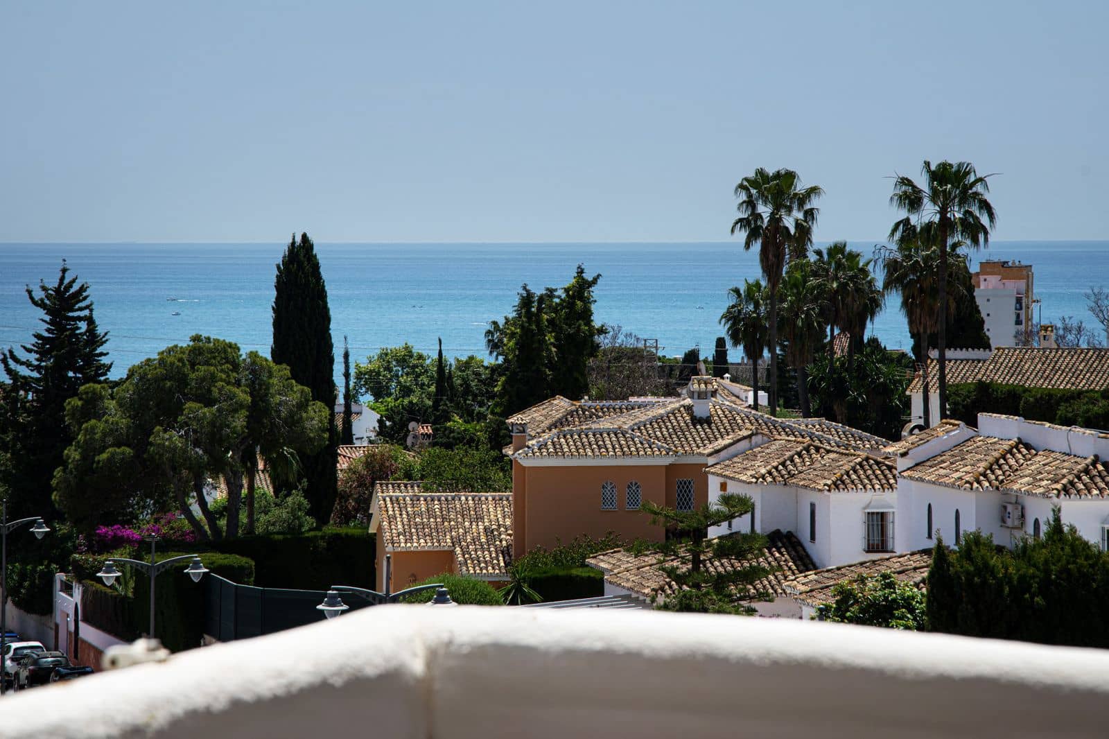 Apartamento de 2 habitaciones en Calahonda en venta con piscina - 399.500 € (Ref: 10005955)
