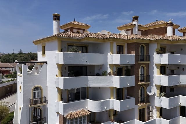 Apartamento de 2 habitaciones en Calahonda, Mijas en venta con piscina - 399.500 € (Ref: 10005955)
