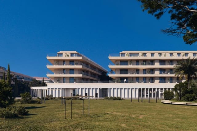 1 slaapkamer Appartement te koop in La Duquesa / Puerto de la Duquesa, Manilva met zwembad garage - € 435.000 (Ref: 10005960)