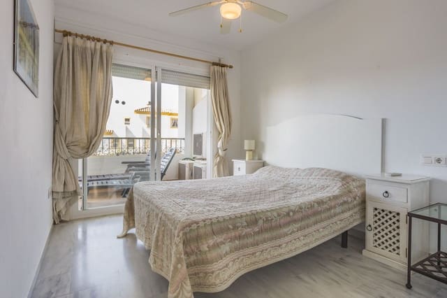 2 soveværelse Lejlighed til salg i Calahonda, Mijas med swimmingpool garage - € 349.000 (Ref: 10006000)