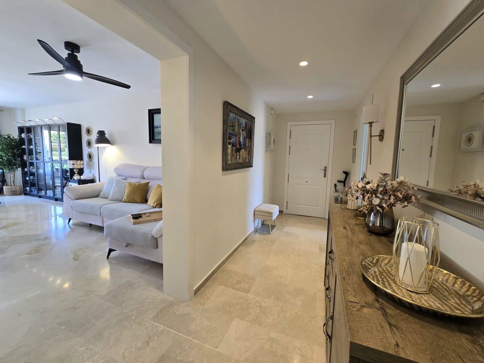 3 slaapkamer Appartement te koop in Calahonda met zwembad garage - € 429.000 (Ref: 10006011)