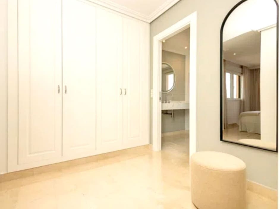 2 slaapkamer Appartement te huur in Benahavis met zwembad - € 2.700 (Ref: 10006013)