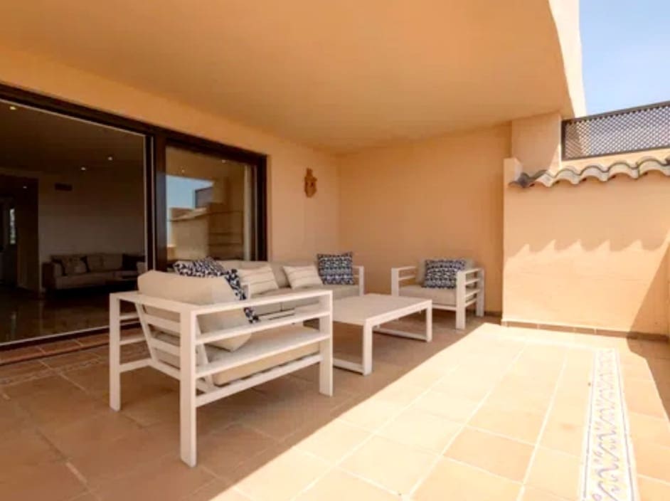 2 slaapkamer Appartement te huur in Benahavis met zwembad - € 2.700 (Ref: 10006013)