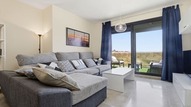 2 bedroom Penthouse for sale in La Duquesa / Puerto de la Duquesa, Manilva with pool garage - € 265,000 (Ref: 10006016)