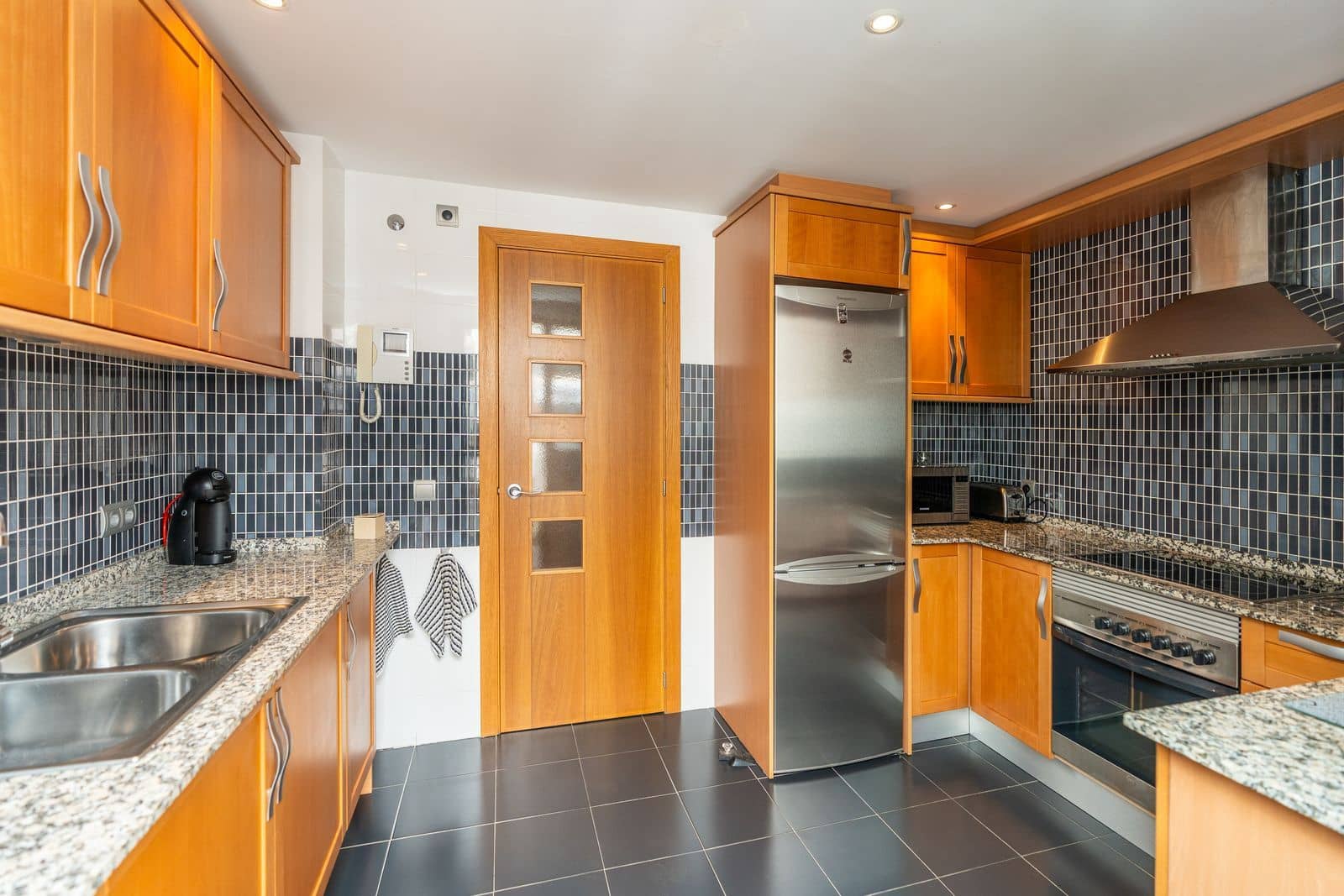 2 sovrum Lägenhet till salu i New Golden Mile med pool garage - 318 000 € (Ref: 10006030)