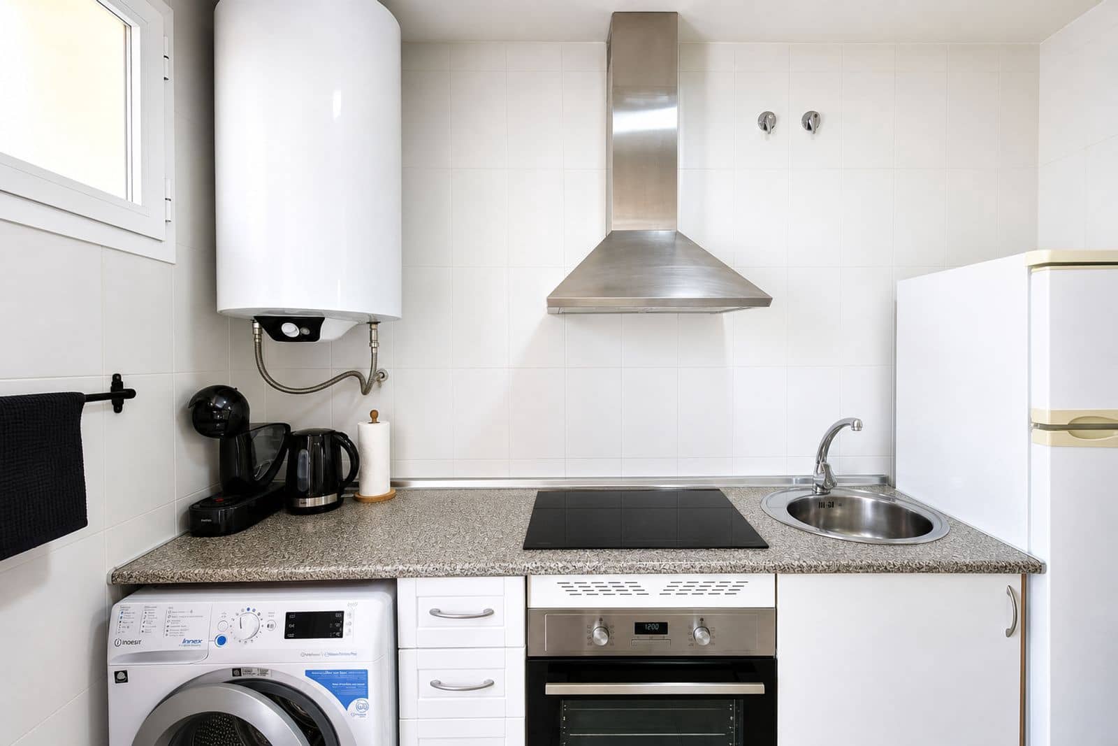 2 slaapkamer Appartement te koop in La Duquesa / Puerto de la Duquesa met zwembad garage - € 260.000 (Ref: 10006037)