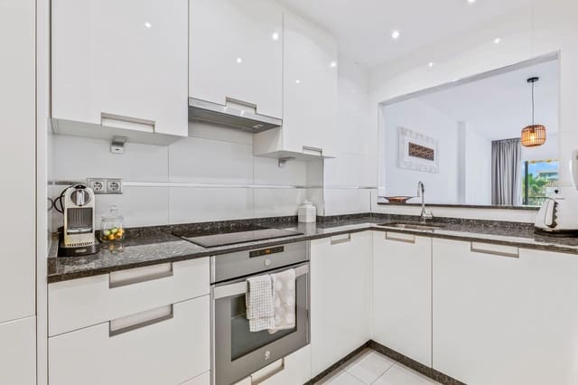 2 soveværelse Lejlighed til salg i Calahonda, Mijas med swimmingpool garage - € 369.000 (Ref: 10006057)