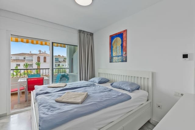 2 soveværelse Lejlighed til salg i Calahonda, Mijas med swimmingpool garage - € 369.000 (Ref: 10006057)