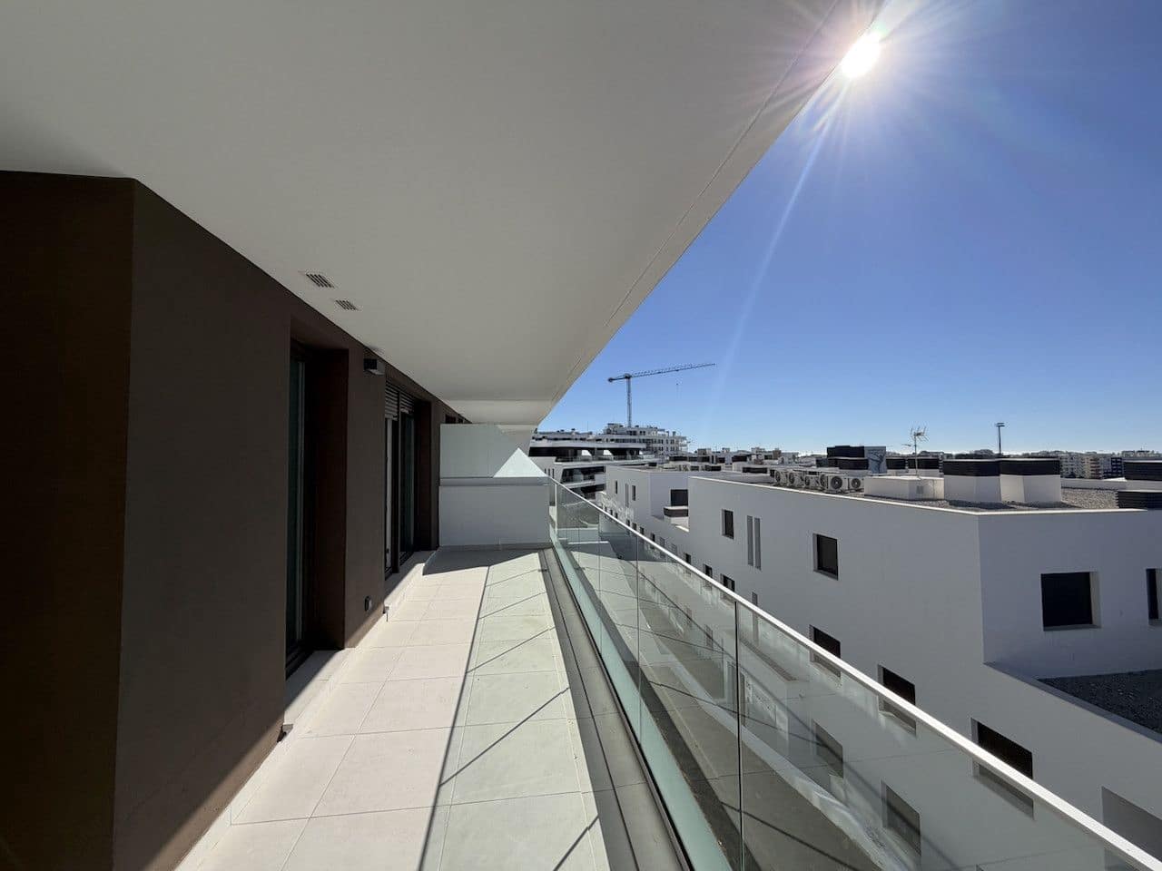 3 bedroom Apartment for sale in Estepona with pool garage - € 475,000 (Ref: 10006778)