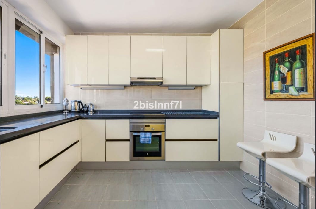 3 soveværelse Penthouse til salg i Calahonda med swimmingpool garage - € 490.000 (Ref: 10006780)