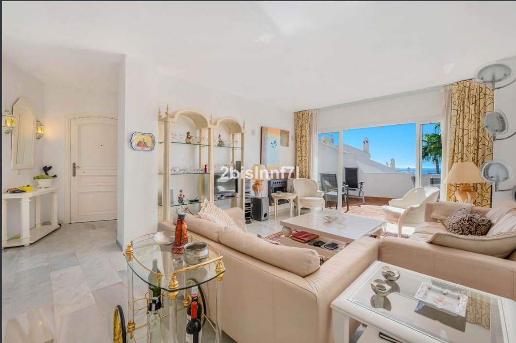 3 soveværelse Penthouse til salg i Calahonda med swimmingpool garage - € 490.000 (Ref: 10006780)