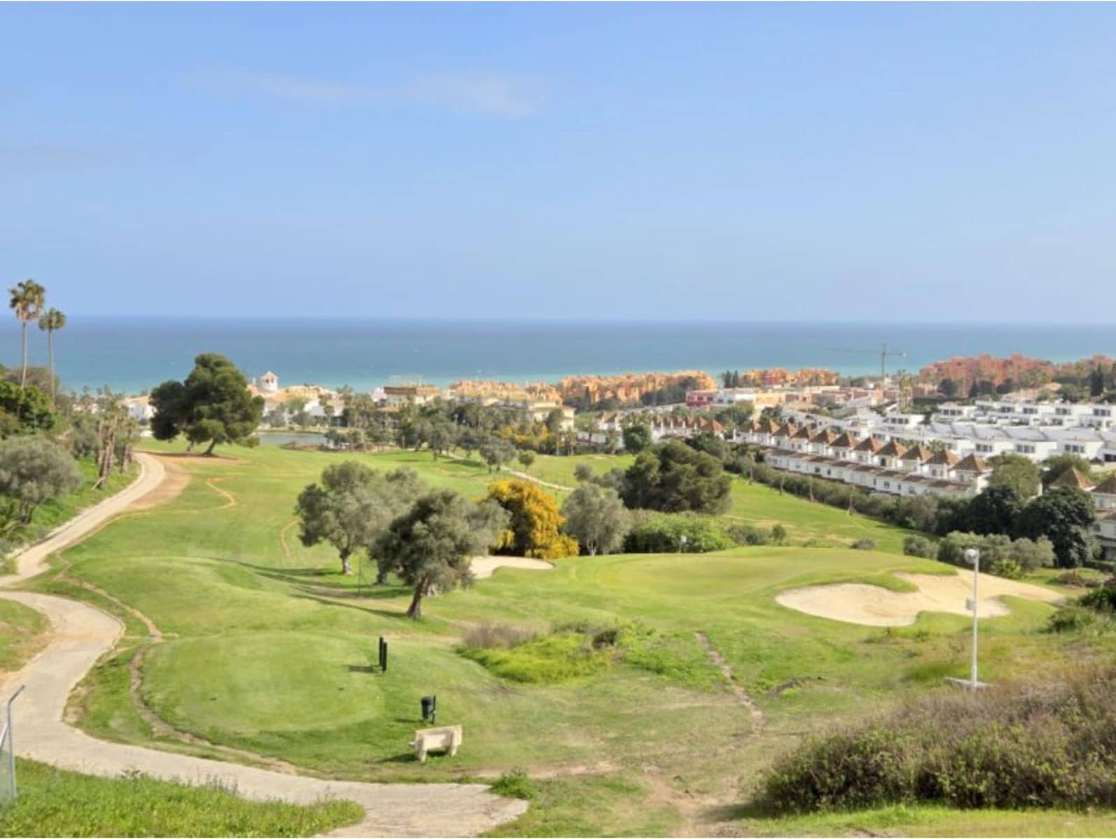 2 Zimmer Apartment zu verkaufen in La Duquesa / Puerto de la Duquesa mit Pool - 245.000 € (Ref: 10006844)