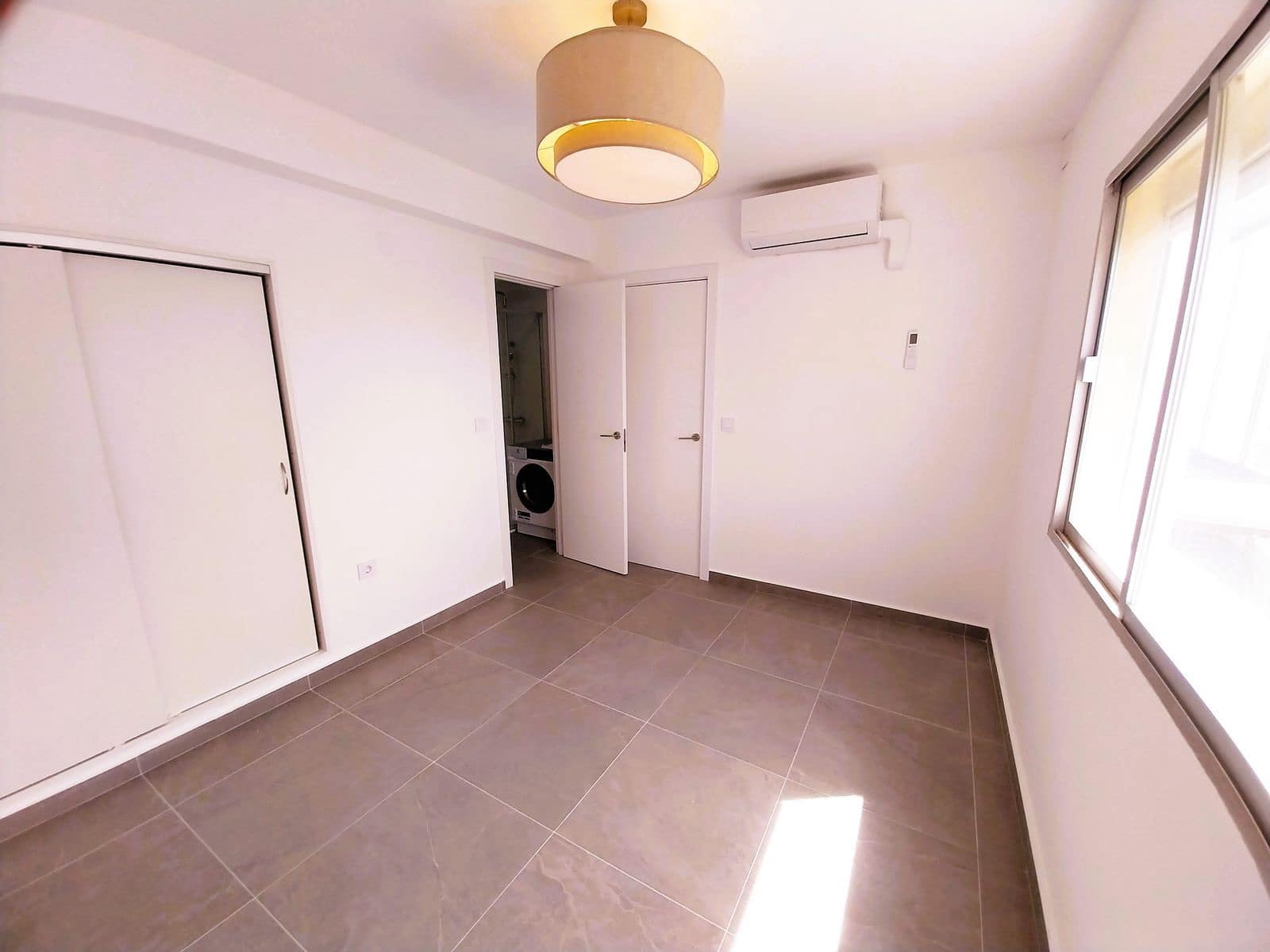 3 soveværelse Lejlighed til salg i Calahonda med swimmingpool - € 399.000 (Ref: 10006854)