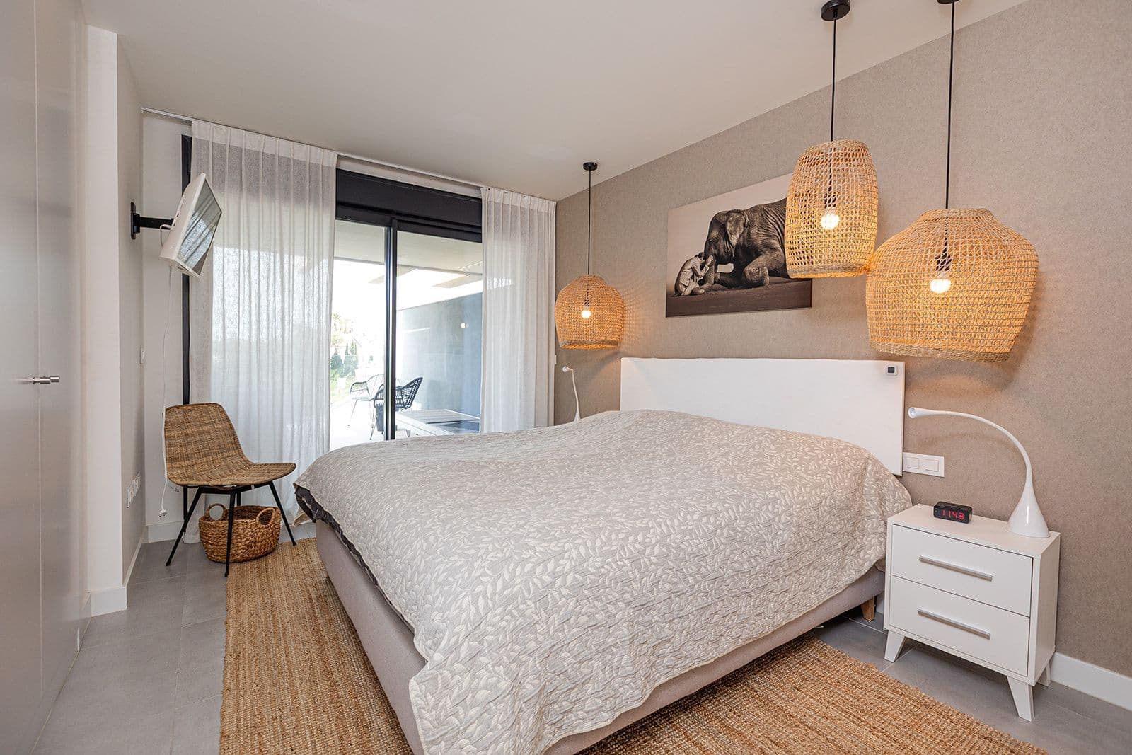 2 soveværelse Lejlighed til salg i New Golden Mile med swimmingpool - € 469.000 (Ref: 10006855)