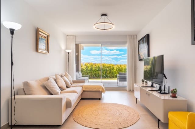 2 bedroom Apartment for sale in Estepona - € 345,000 (Ref: 10007594)