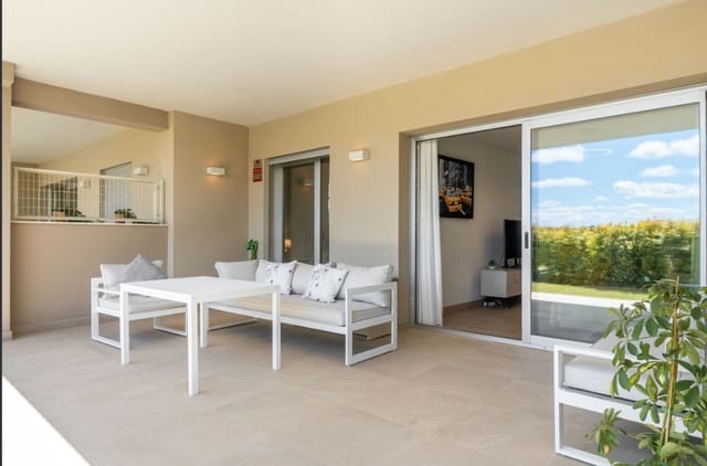 2 bedroom Apartment for sale in Estepona - € 345,000 (Ref: 10007594)