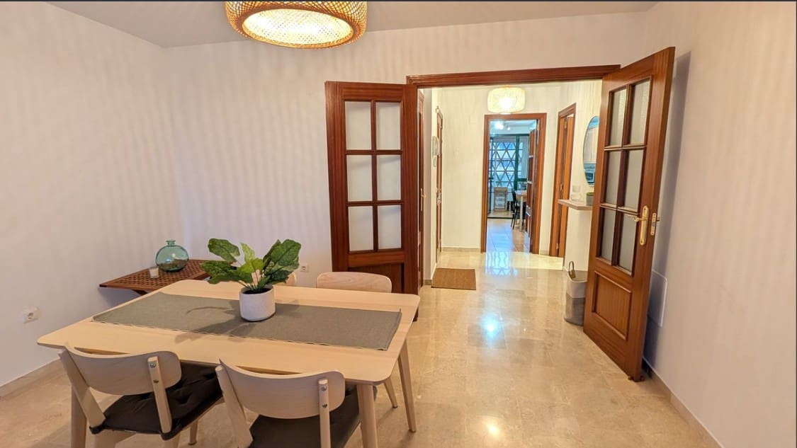 2 Zimmer Apartment zu vermieten in New Golden Mile mit Pool Garage - 2.000 € (Ref: 10007604)