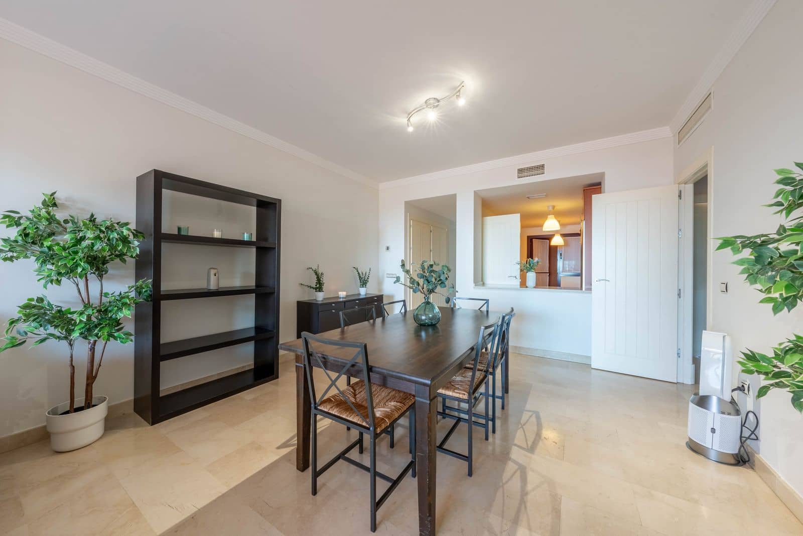 2 Zimmer Apartment zu verkaufen in Manilva mit Garage - 330.000 € (Ref: 10007676)