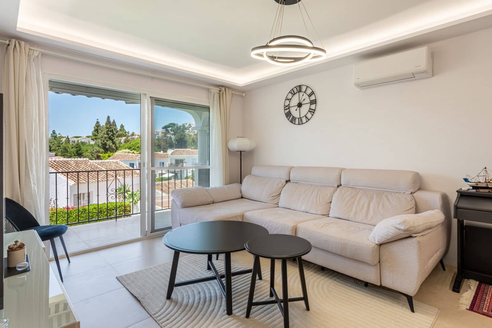 Apartamento de 2 habitaciones en La Cala de Mijas en venta con piscina - 390.000 € (Ref: 10007697)