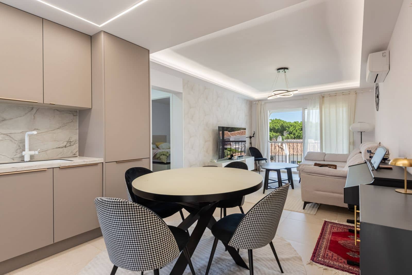 Apartamento de 2 habitaciones en La Cala de Mijas en venta con piscina - 390.000 € (Ref: 10007697)