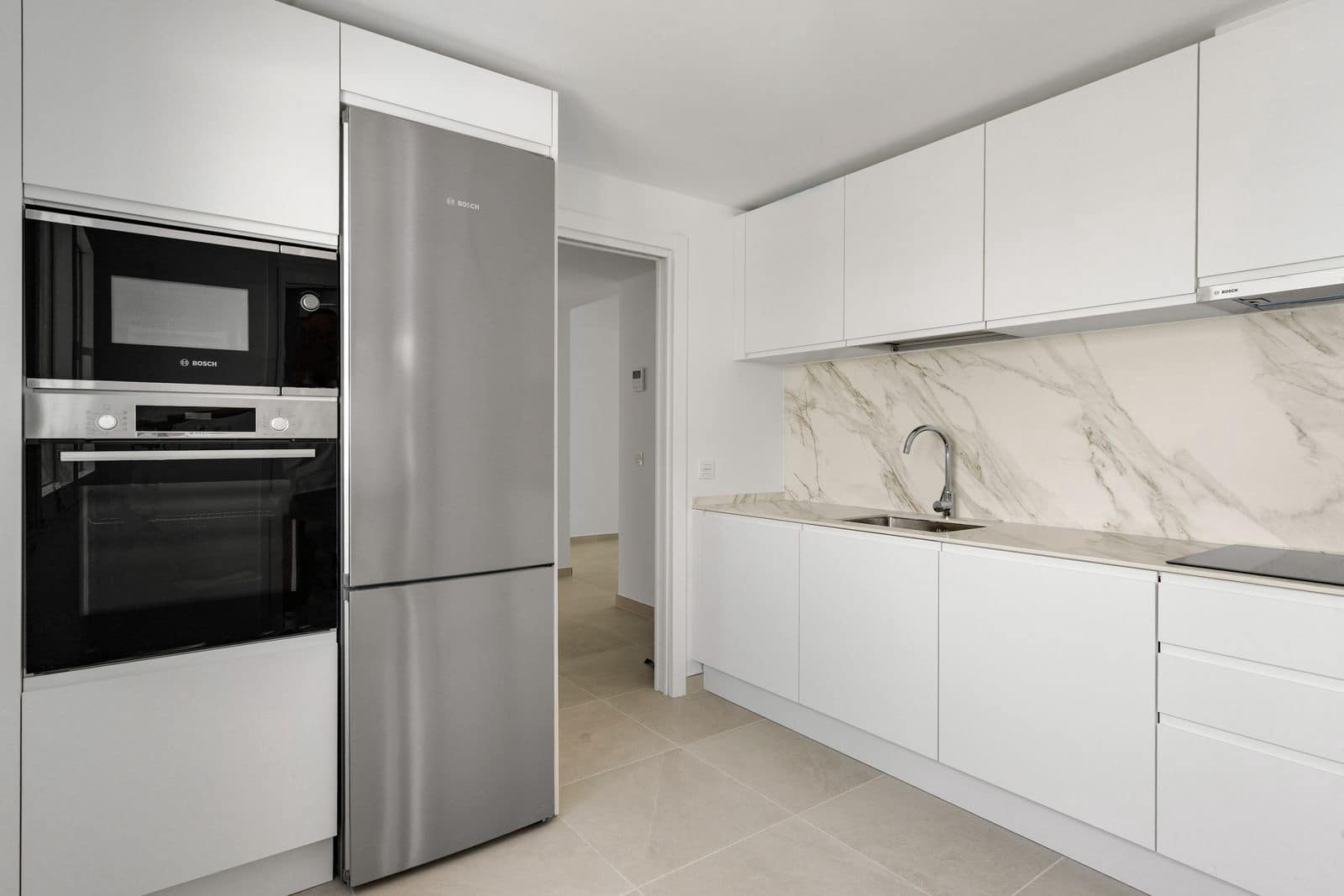 3 slaapkamer Appartement te koop in La Cala de Mijas met zwembad - € 419.000 (Ref: 10007859)