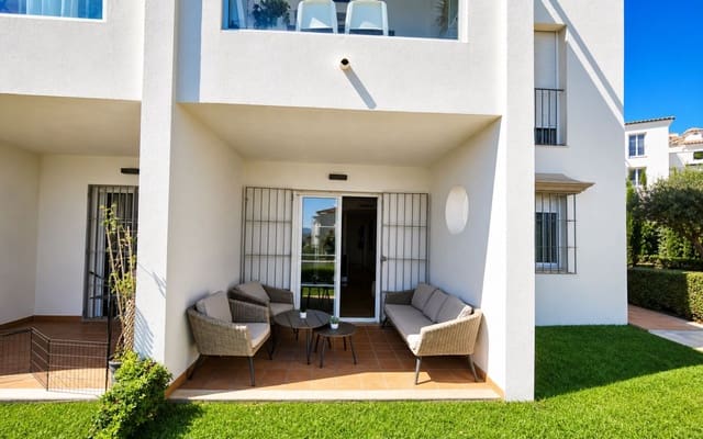 3 bedroom Apartment for sale in La Duquesa / Puerto de la Duquesa, Manilva with pool garage - € 285,000 (Ref: 10007952)