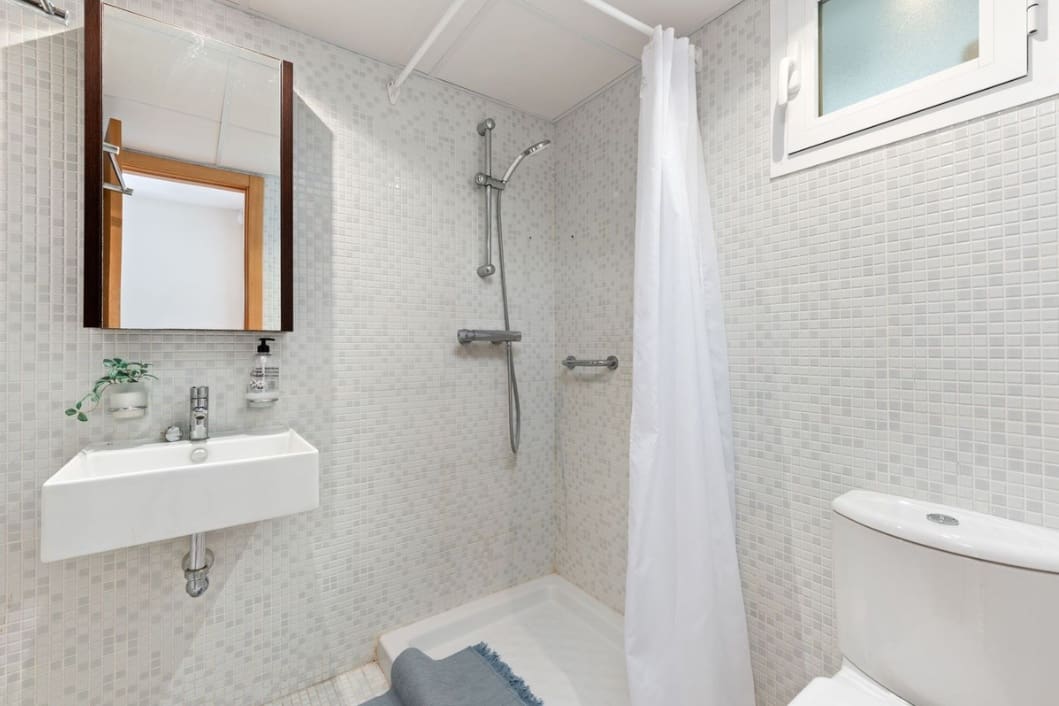 2 bedroom Apartment for sale in Casares with pool garage - € 330,000 (Ref: 10009344)