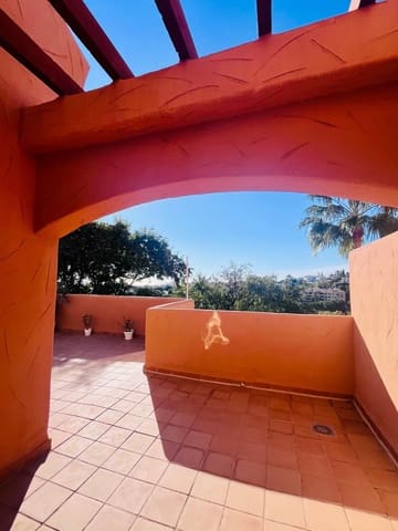 2 Zimmer Penthouse zu verkaufen in Elviria, Marbella mit Pool - 425.000 € (Ref: 10009572)