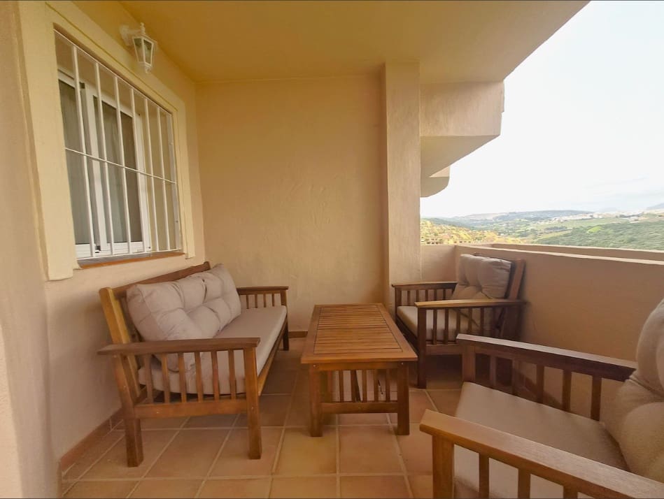 2 bedroom Apartment for sale in La Duquesa / Puerto de la Duquesa with pool garage - € 270,000 (Ref: 10009586)