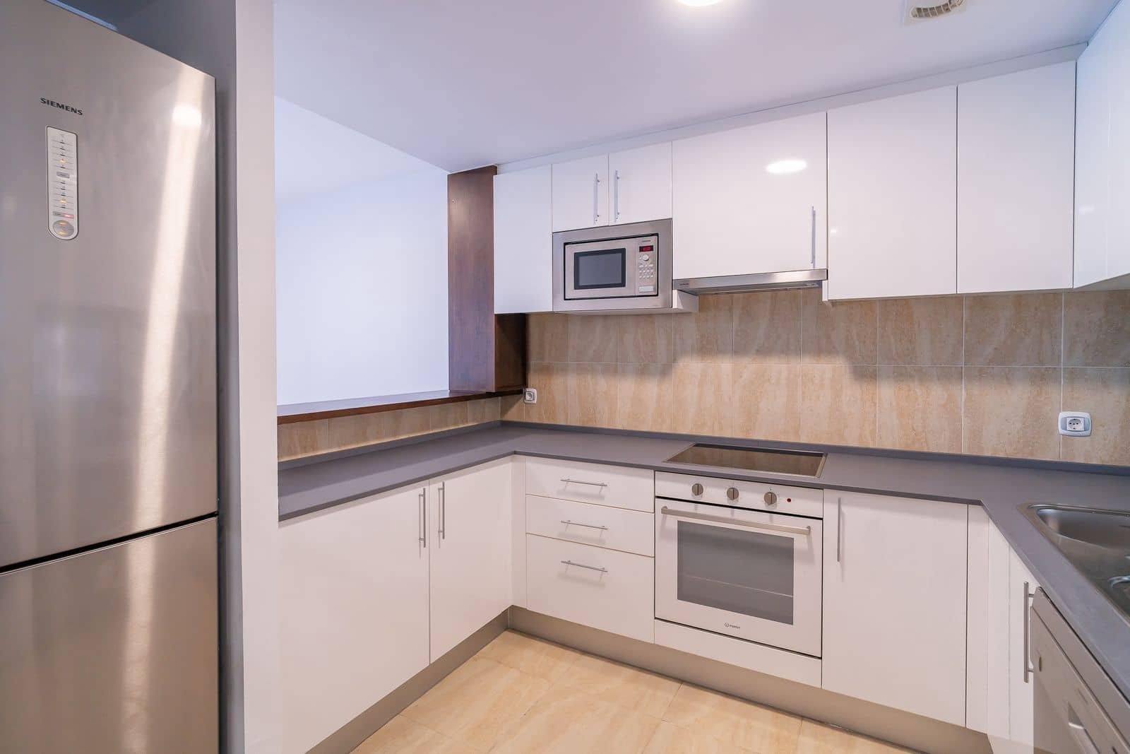 3 slaapkamer Appartement te koop in La Cala de Mijas met zwembad garage - € 385.000 (Ref: 10009594)