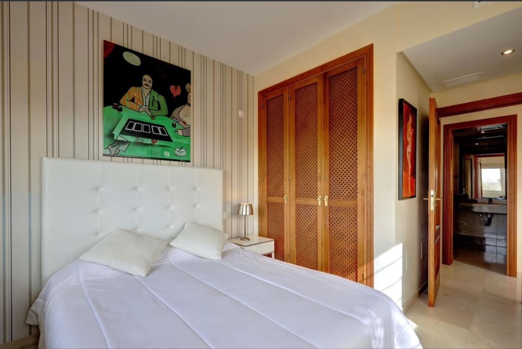 3 bedroom Apartment for rent in Costalita with pool garage - € 2,800 (Ref: 10011902)