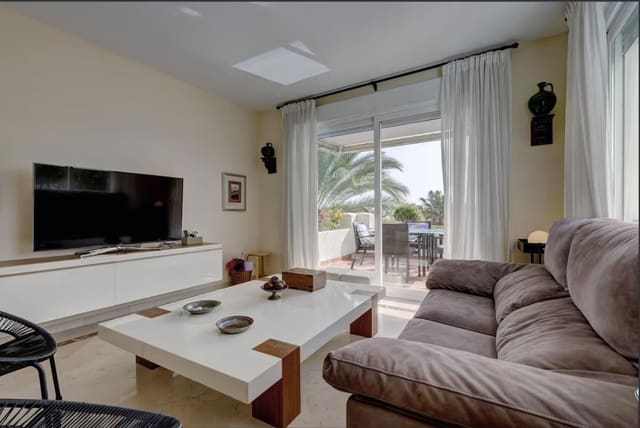 3 slaapkamer Appartement te huur in Costalita, Estepona met zwembad garage - € 2.800 (Ref: 10011902)