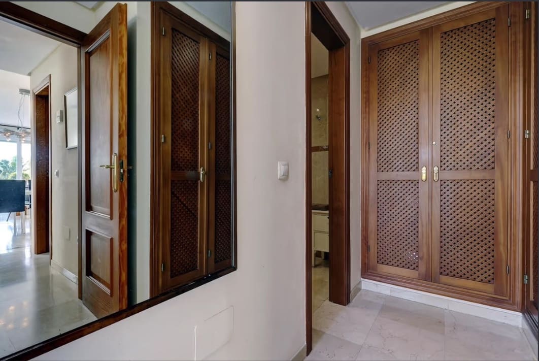 3 bedroom Apartment for rent in Costalita with pool garage - € 2,800 (Ref: 10011902)