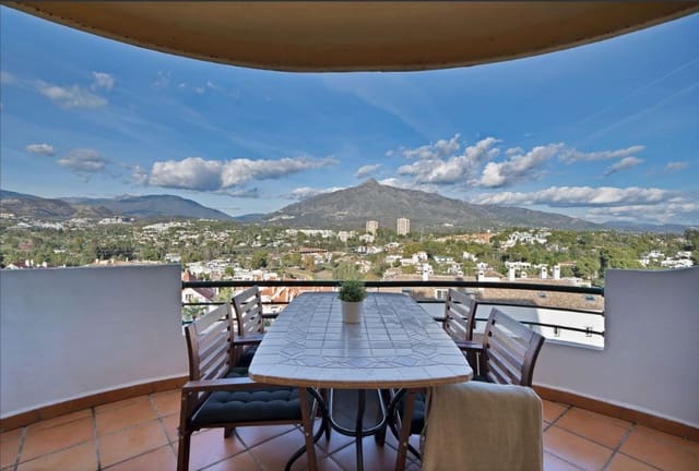 2 sovrum Lägenhet att hyra i Nueva Andalucia, Marbella med pool garage - 3 000 € (Ref: 10011930)