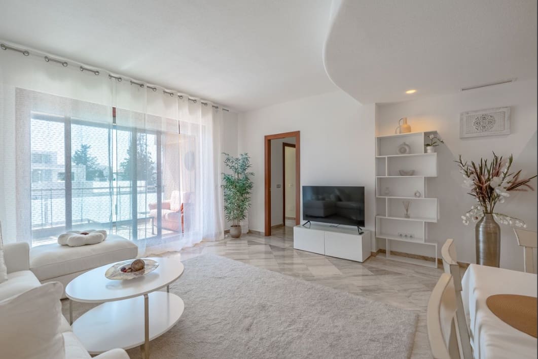 2 camera da letto Appartamento da affittare in San Pedro de Alcantara con piscina - 2.800 € (Rif: 10012159)
