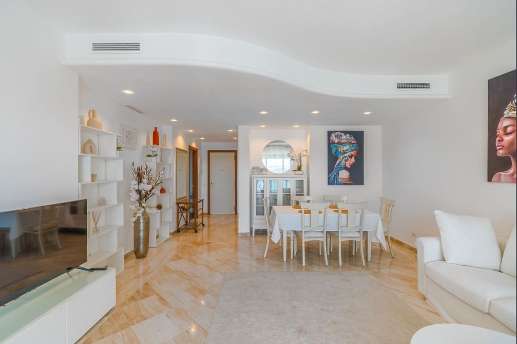 2 camera da letto Appartamento da affittare in San Pedro de Alcantara con piscina - 2.800 € (Rif: 10012159)