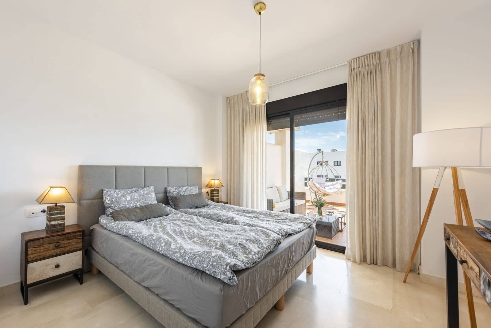 2 Zimmer Apartment zu verkaufen in Manilva mit Pool Garage - 369.000 € (Ref: 10012198)