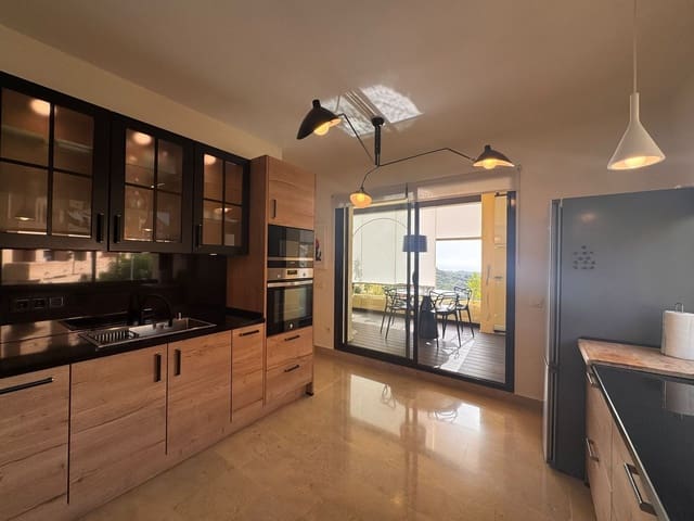 2 sypialnia Apartament na sprzedaż w Manilva z basenem garażem - 349 000 € (Ref: 10012457)