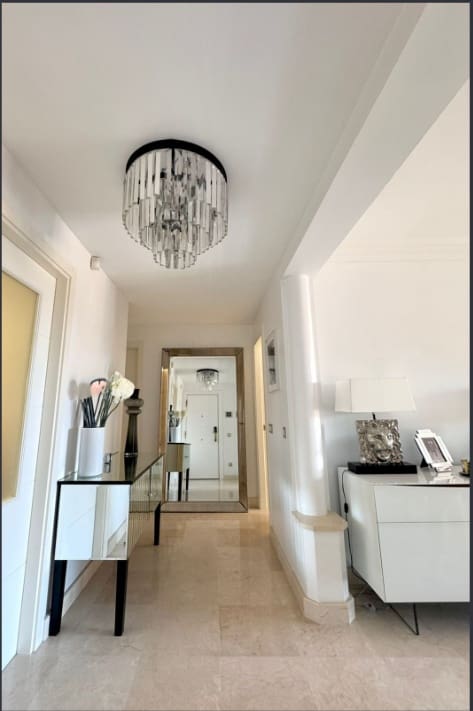 Apartamento de 2 habitaciones en Benahavís en alquiler con piscina - 3.000 € (Ref: 10014753)