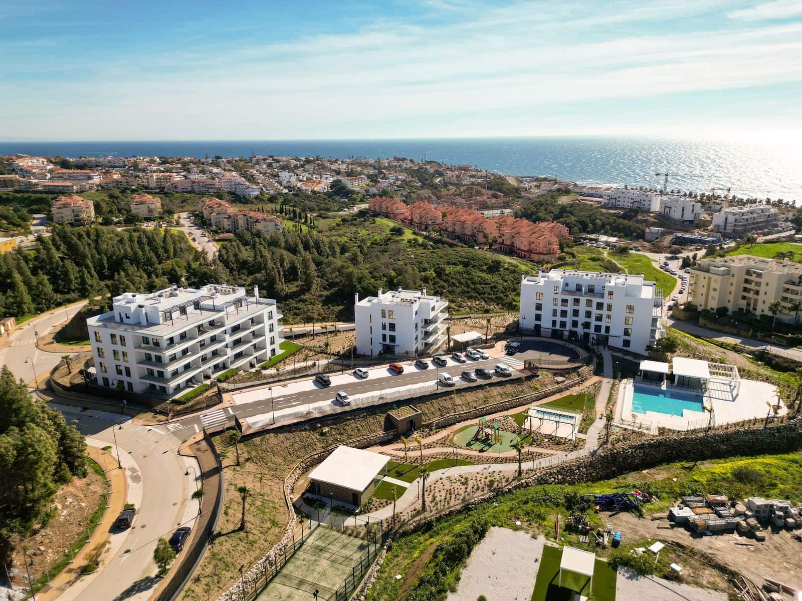 Apartamento de 2 habitaciones en Mijas Costa en venta con piscina garaje - 455.000 € (Ref: 10015509)