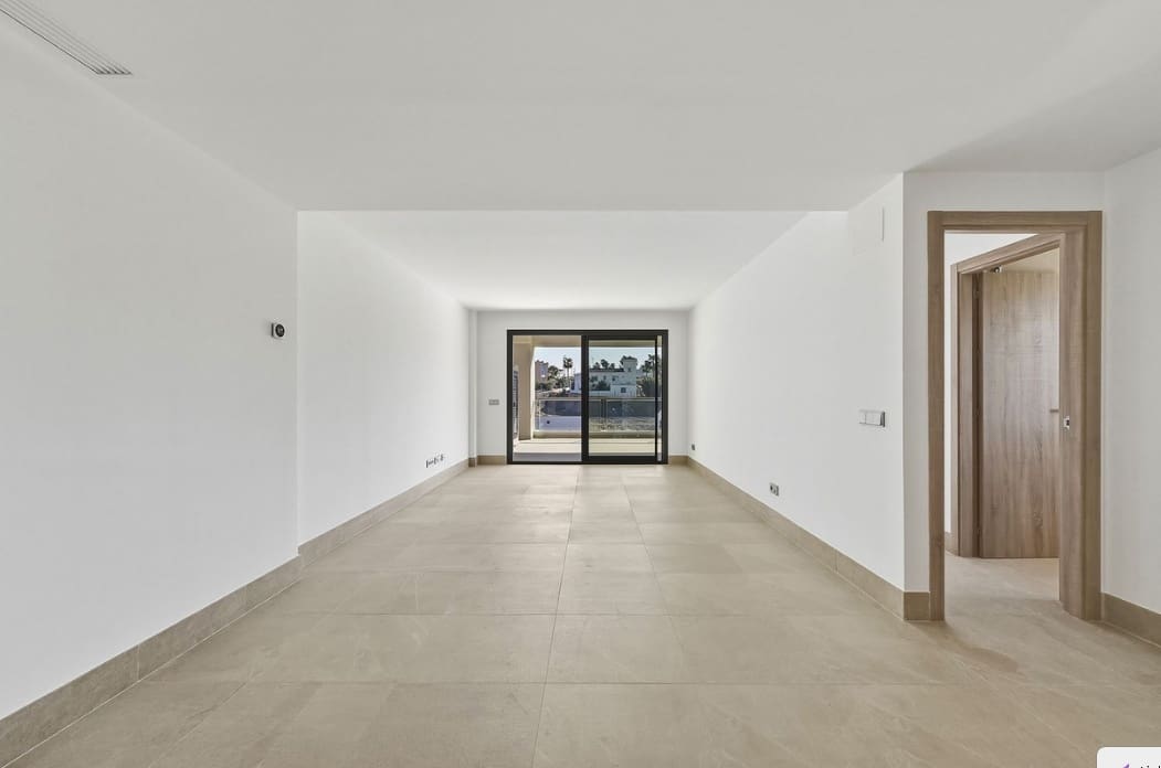 3 sypialnia Apartament na sprzedaż w Casares z basenem garażem - 450 000 € (Ref: 10015528)