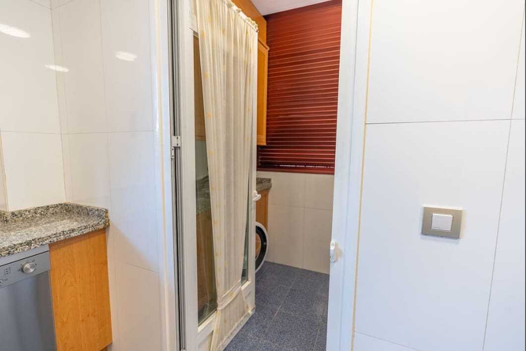 2 soverom Leilighet til leie i San Pedro de Alcantara med svømmebasseng - € 2 800 (Ref: 10015550)