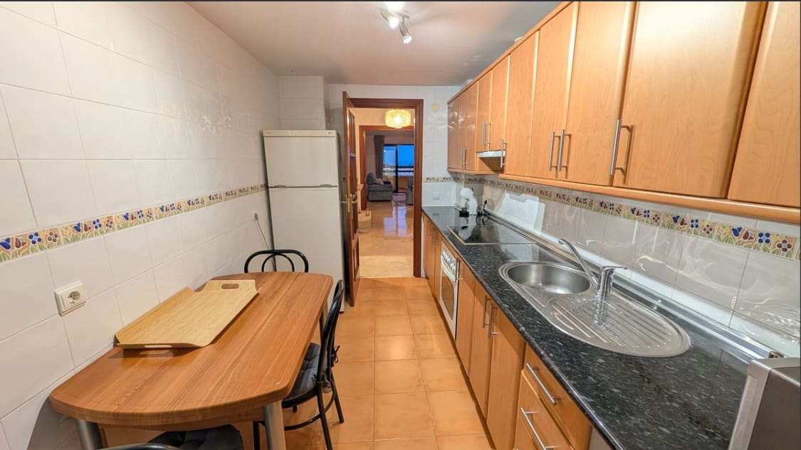 2 quarto Apartamento para arrendar em New Golden Mile com piscina garagem - 1 800 € (Ref: 10015552)